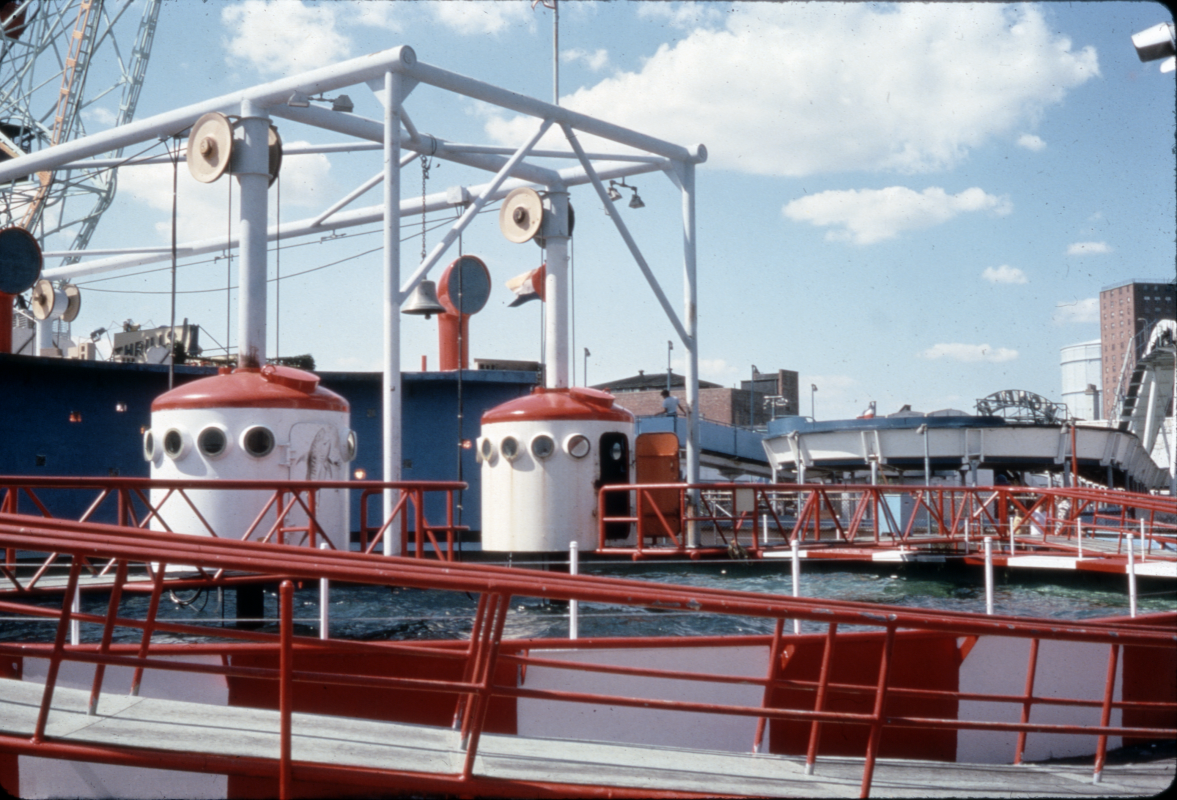 Neptune Diving Bells, Astroland Coney Island History Project